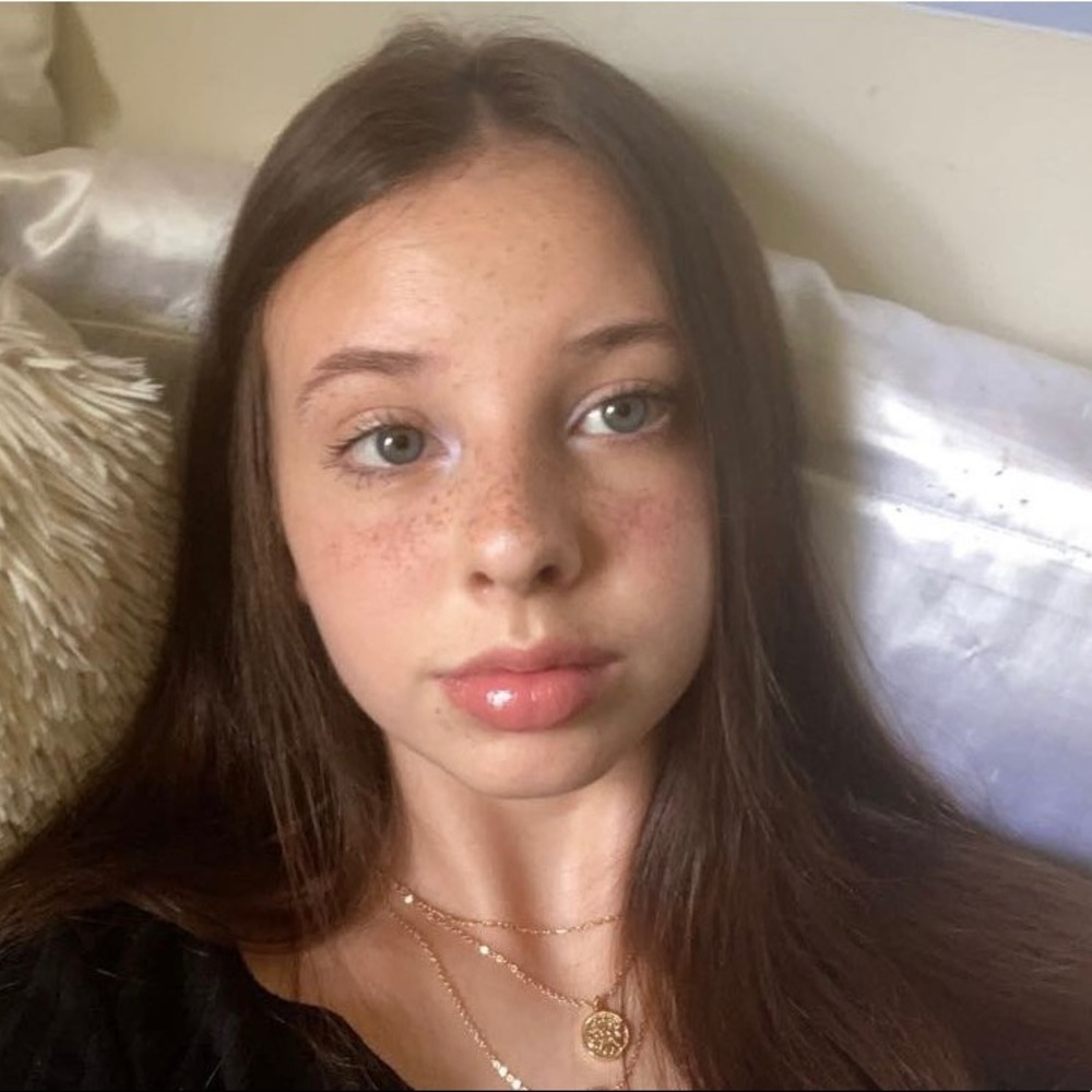 Meet your Posher, Lily